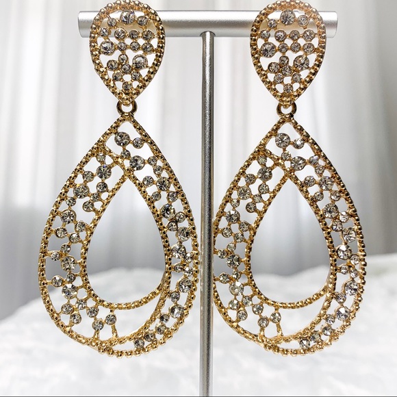 Jewelry - Gold oversized embellished earrings!